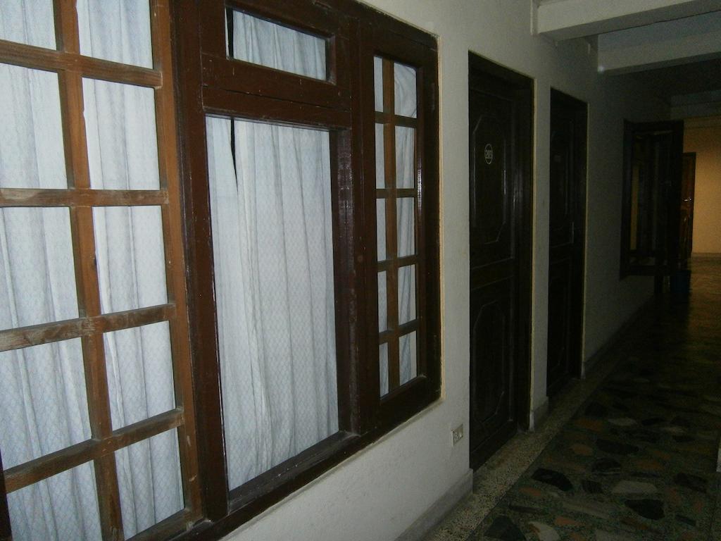 Hotel Red Planet Kathmandu Buitenkant foto
